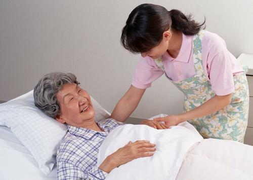 專業(yè)老人陪護(hù)